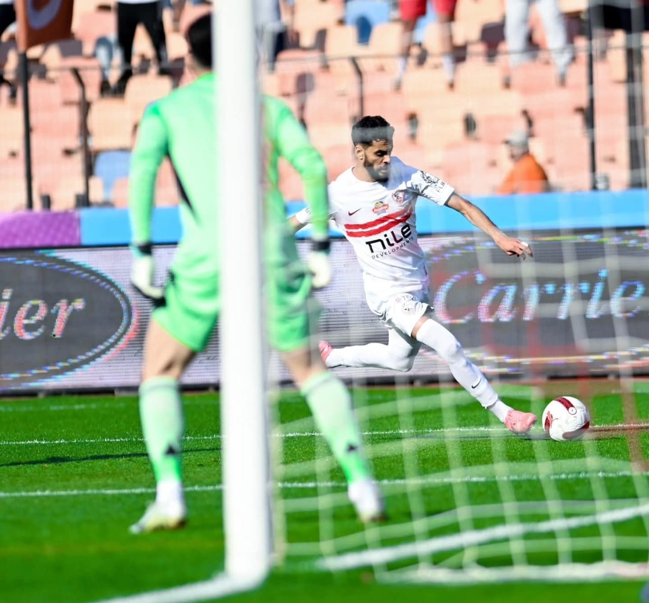 الدفاع البترولي يمنع التقدم الأبيض.. تعادل الزمالك وإنبي يشعل صراع دوري نايل