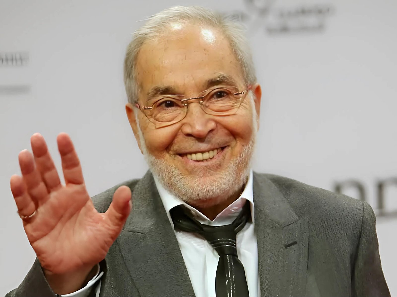 في ذكرى ميلاده.. حسن يوسف أيقونة السينما المصرية و«الولد الشقي» الذي لا يُنسى 3 في ذكرى ميلاده.. حسن يوسف أيقونة السينما المصرية و«الولد الشقي» الذي لا يُنسى