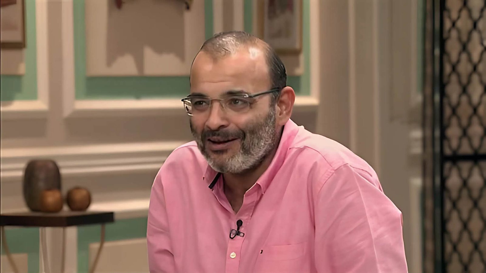 في ذكري ميلاده..أيمن بهجت قمر.. شاعر الغناء وصانع نجاحات السينما والموسيقى في مصر 2 أيمن بهجت قمر.. شاعر الغناء وصانع نجاحات السينما والموسيقى في مصر