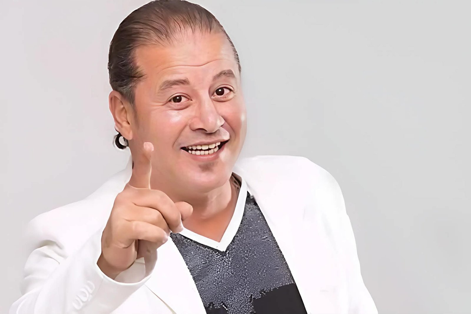 وائل نور.. حكاية فنان خطفه الموت مبكرًا وترك بصمة لا تُنسى في الدراما والسينما