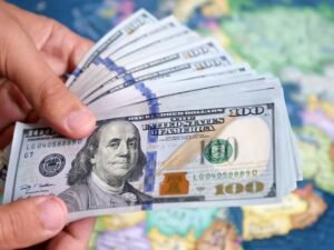الدولار مستقر مقابل الجنيه اليوم الخميس في بنك الإسكندرية عند 53.60 جنيه