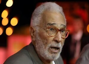 تطورات الحالة الصحية للفنان عبد الرحمن أبو زهرة تثير القلق