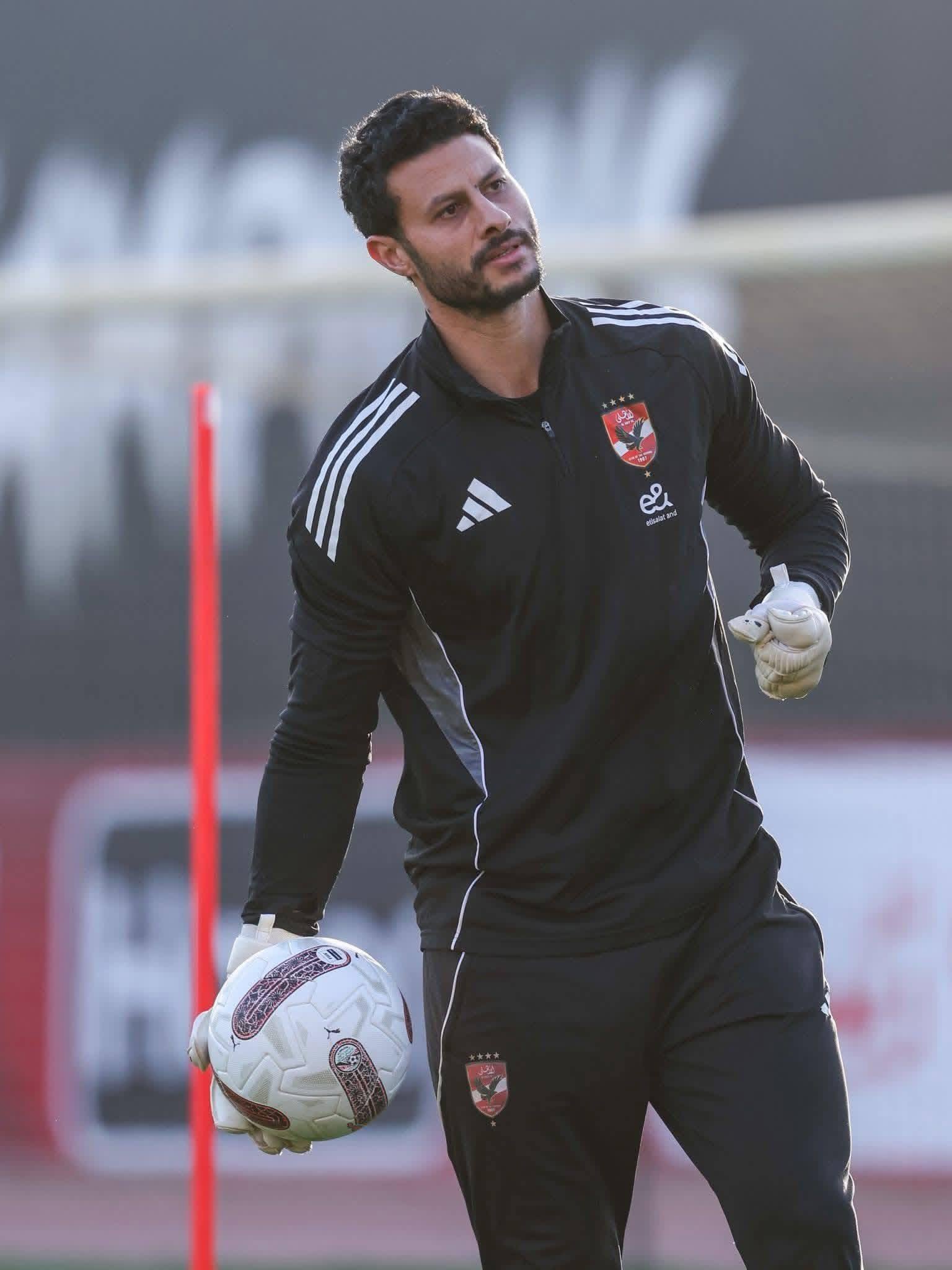 الأهلي يرفع وتيرة استعداداته لموقعة سيراميكا في الدوري المصري 