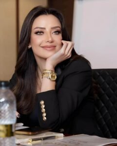 رضوى الشربيني تشعل السوشيال ميديا برسالة صادمة: “الدنيا مبتقفش على حد” 3 رضوى الشربيني تشعل السوشيال ميديا برسالة صادمة: “الدنيا مبتقفش على حد”