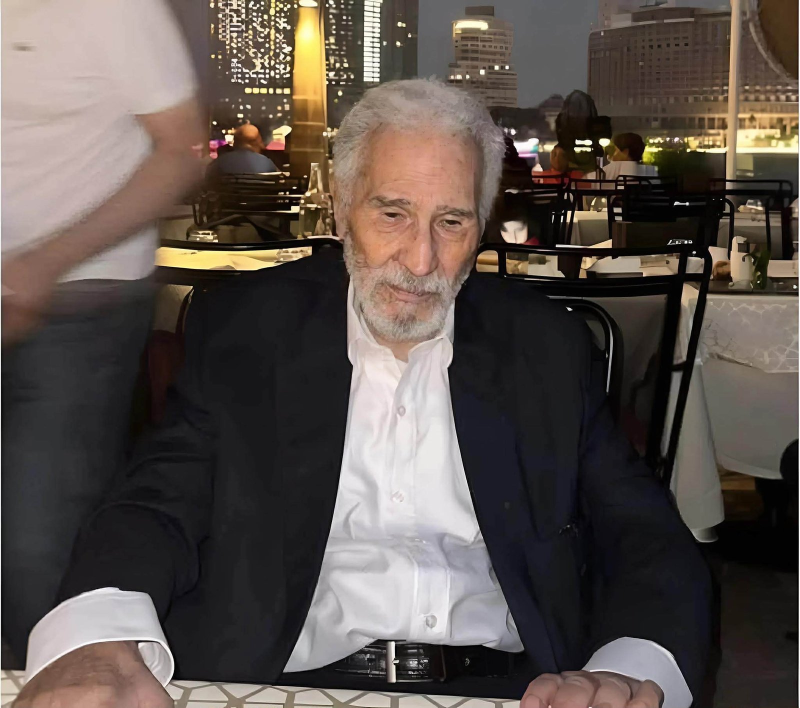 تحسن الحالة الصحية للفنان عبد الرحمن أبو زهرة وخروجه من مرحلة الخطر