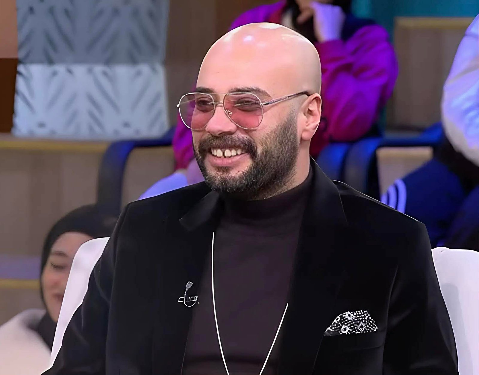 وفاة والد الفنان حاتم صلاح وتشييع الجنازة من مسجد آل رشدان