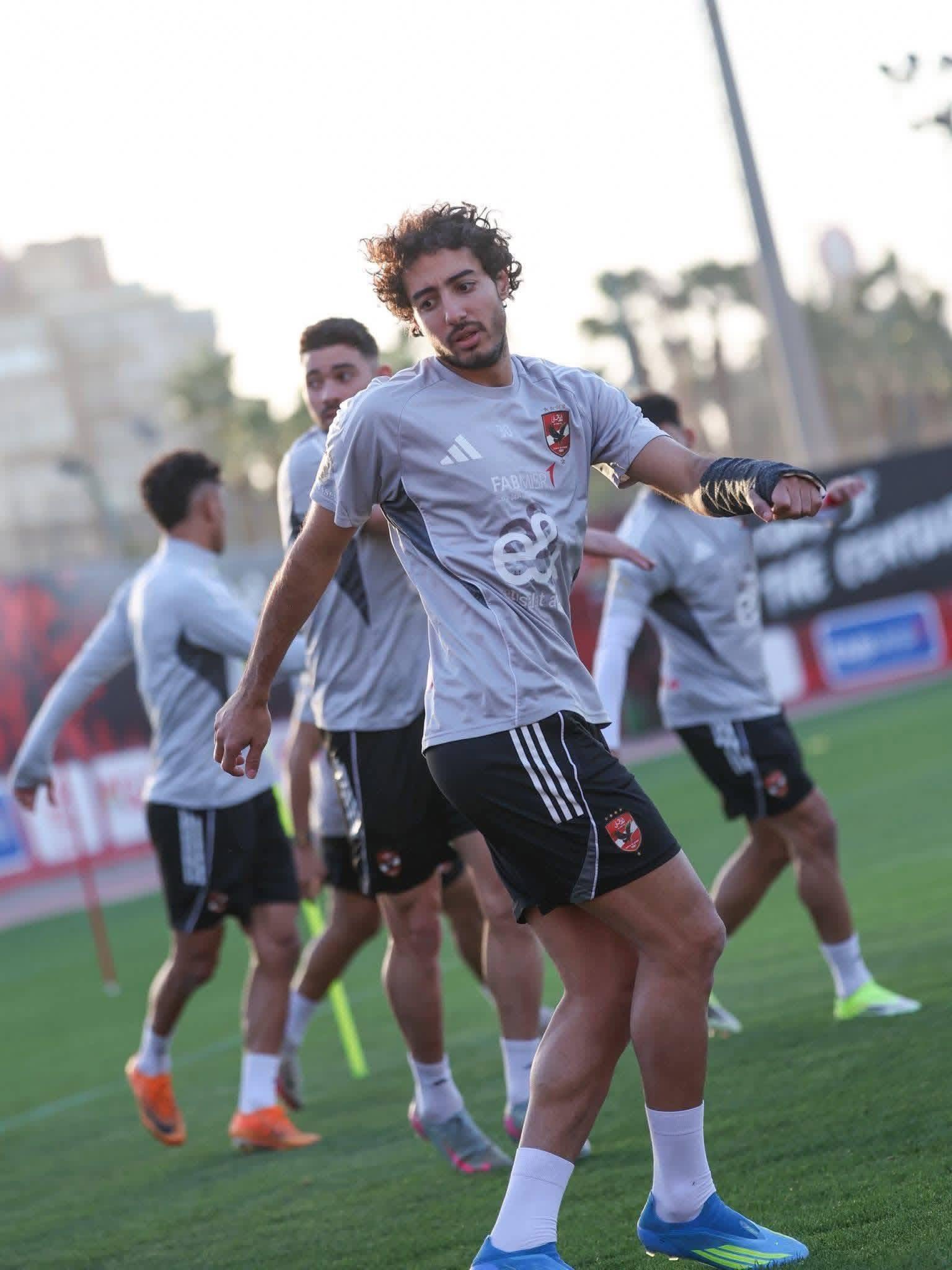 الأهلي يرفع وتيرة استعداداته لموقعة سيراميكا في الدوري المصري 