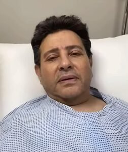 رفع أجهزة التنفس عن هاني شاكر.. تطورات حالته الصحية في فرنسا وتحسن ملحوظ