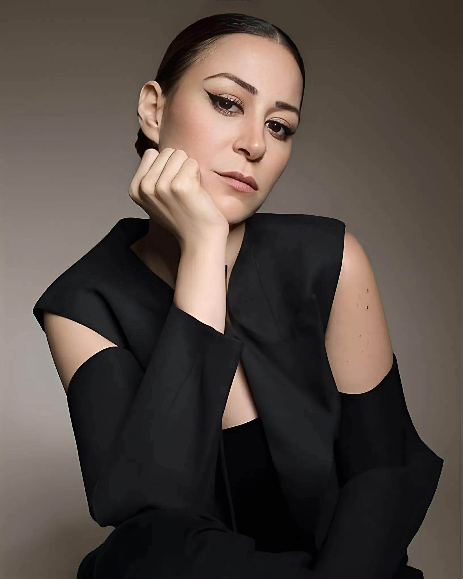 منة شلبي 