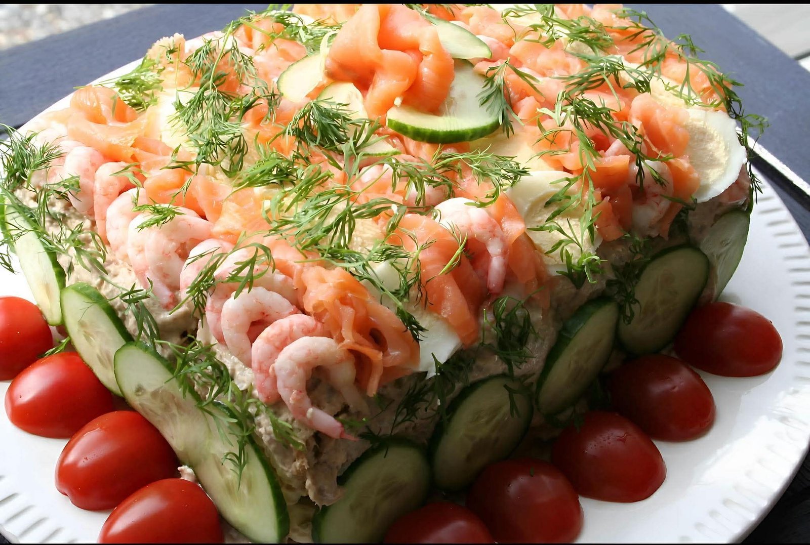 تورتة حادقة بالتوست