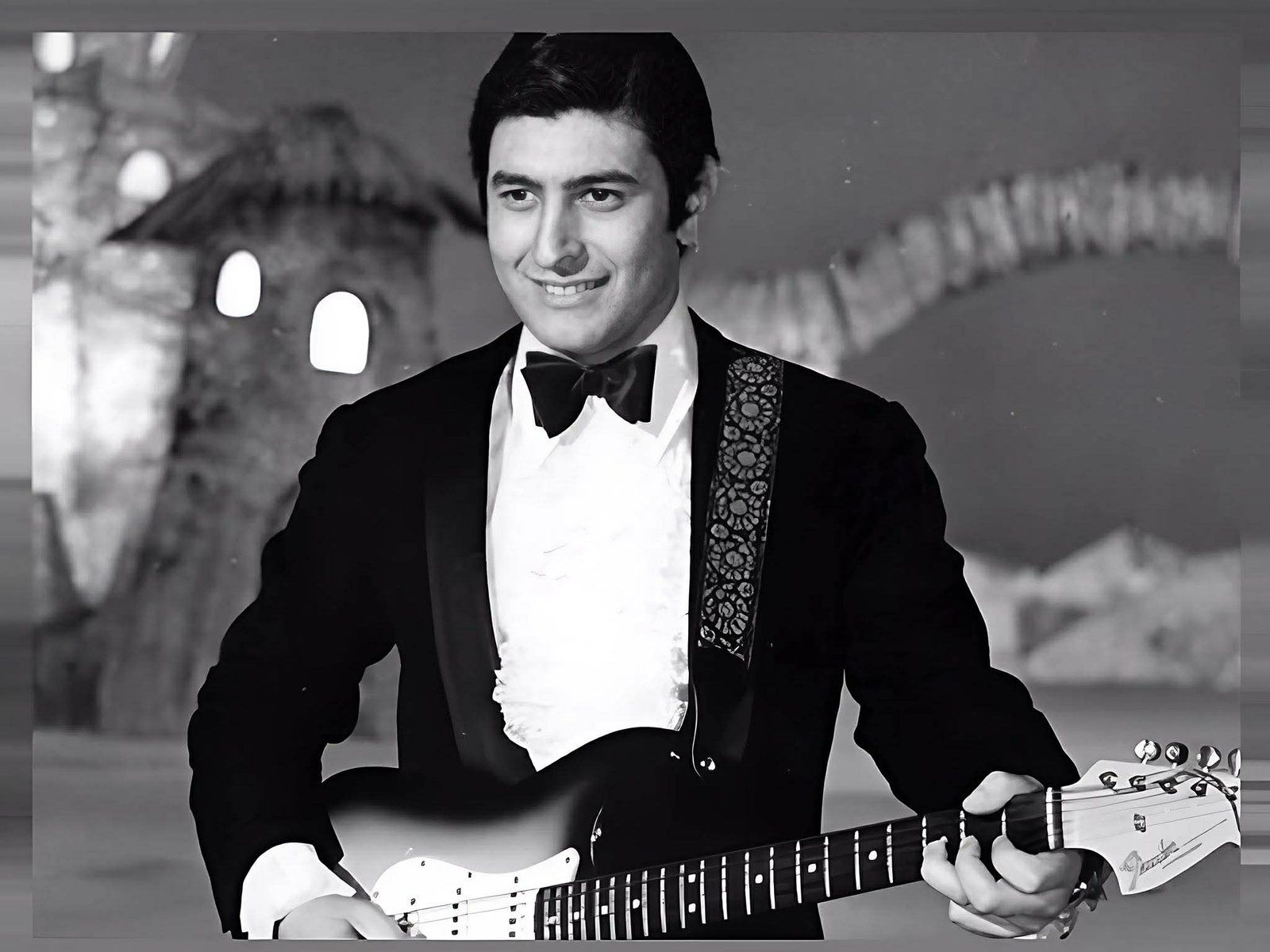 في ذكرى ميلاده.. قصة صعود ورحيل عمر خورشيد أسطورة الجيتار الذي رحل في ظروف غامضة