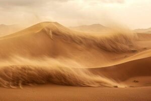 تقلبات جوية تضرب البلاد غدًا.. شبورة وأمطار خفيفة وتحذيرات من الأرصاد