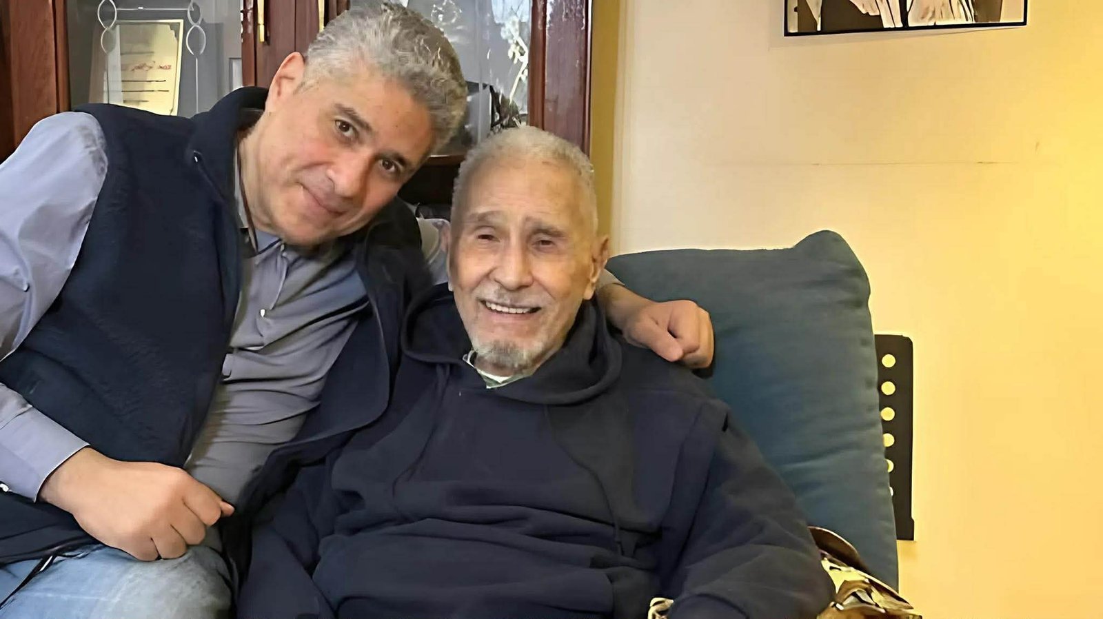 تحسن الحالة الصحية للفنان عبد الرحمن أبو زهرة وخروجه من مرحلة الخطر