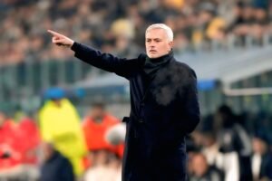 مورينيو يضع شروط العودة إلى ريال مدريد