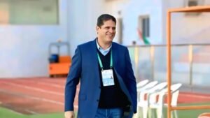 أيمن الرمادي يتلقى دعوة رسمية لحضور مباراة الزمالك واتحاد العاصمة 3 أيمن الرمادي يتلقى دعوة رسمية لحضور مباراة الزمالك واتحاد العاصمة