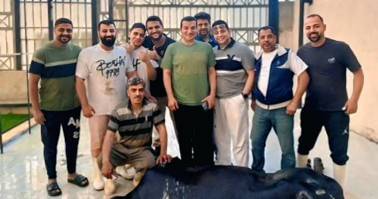 إيهاب توفيق يحتفل بعيد الأضحى وسط أجواء عائلية مميزة 3 إيهاب توفيق يحتفل بعيد الأضحى وسط أجواء عائلية مميزة