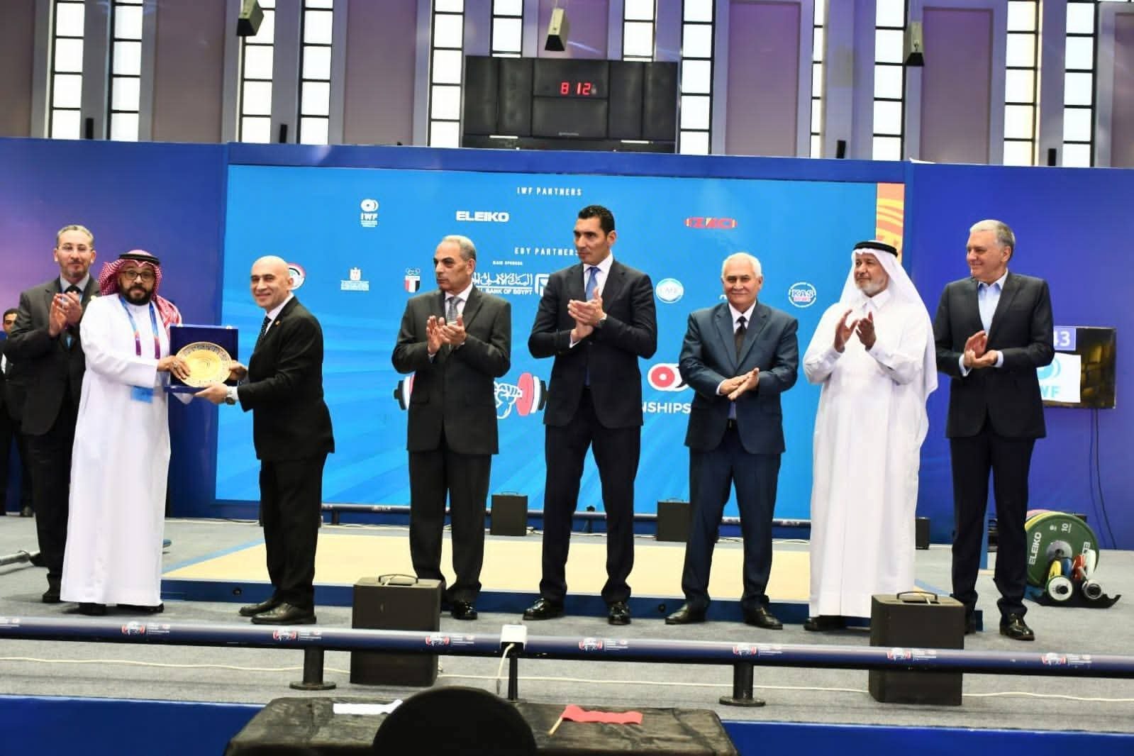 وزير الشباب والرياضة يفتتح بطولة العالم لرفع الأثقال للناشئين والناشئات 2026