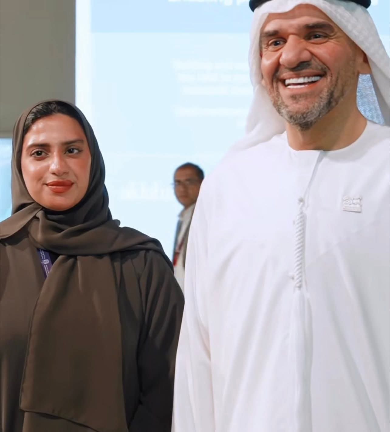 حسين الجسمي يحتفي بإنجازات الإمارات برسائل فخر واعتزاز 4 حسين الجسمي يحتفي بإنجازات الإمارات برسائل فخر واعتزاز