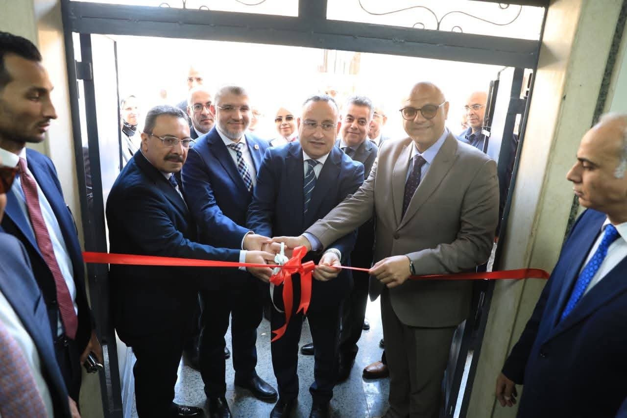وزير التعليم العالي ومحافظ الإسكندرية يفتتحون مشروعات صحية جديدة بجامعة الإسكندرية 4 وزير التعليم العالي ومحافظ الإسكندرية يفتتحون مشروعات صحية جديدة بجامعة الإسكندرية