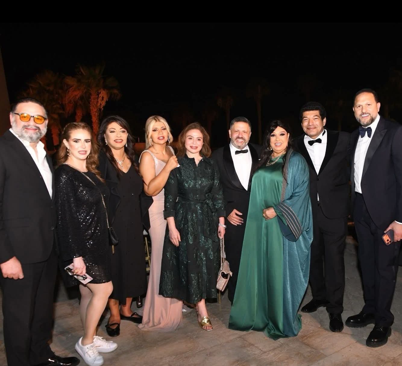 زفاف نجل إدوارد.. إلهام شاهين تهنئ العروسين برسالة مؤثرة 6 زفاف نجل إدوارد.. إلهام شاهين تهنئ العروسين برسالة مؤثرة