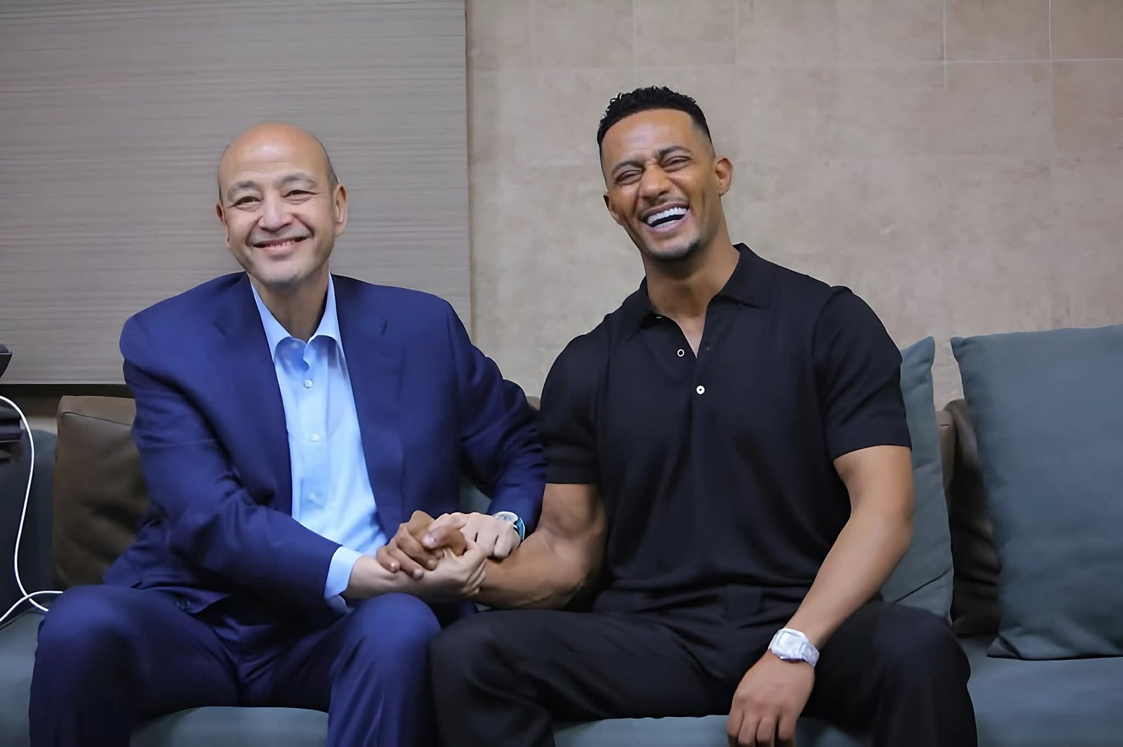 محمد رمضان وعمرو أديب يشعلان السوشيال ميديا بعد ظهور مفاجئ 5 محمد رمضان وعمرو أديب يشعلان السوشيال ميديا بعد ظهور مفاجئ