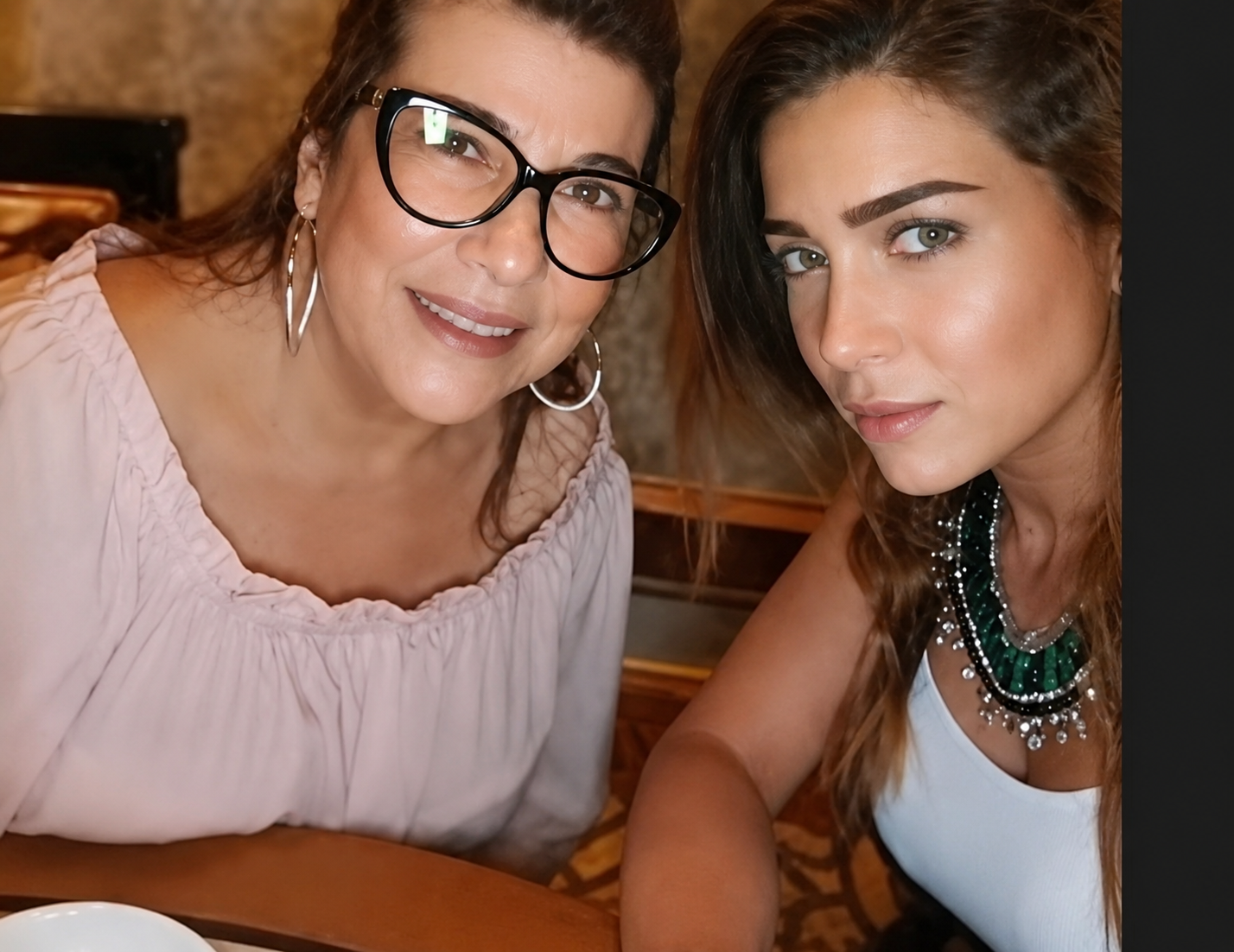 مي عز الدين تكشف أسرار أزمتها الصحية في صاحبة السعادة: “شوفت شريط حياتي قدامي” 3 مي عز الدين تكشف أسرار أزمتها الصحية في صاحبة السعادة: “شوفت شريط حياتي قدامي”