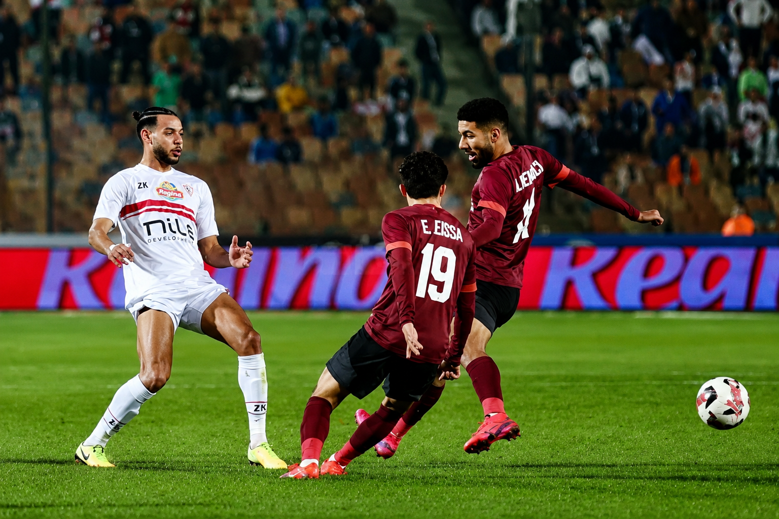 الزمالك وسيراميكا.. الأبيض يقترب من حسم لقب الدوري المصري 5 الزمالك وسيراميكا.. الأبيض يقترب من حسم لقب الدوري المصري