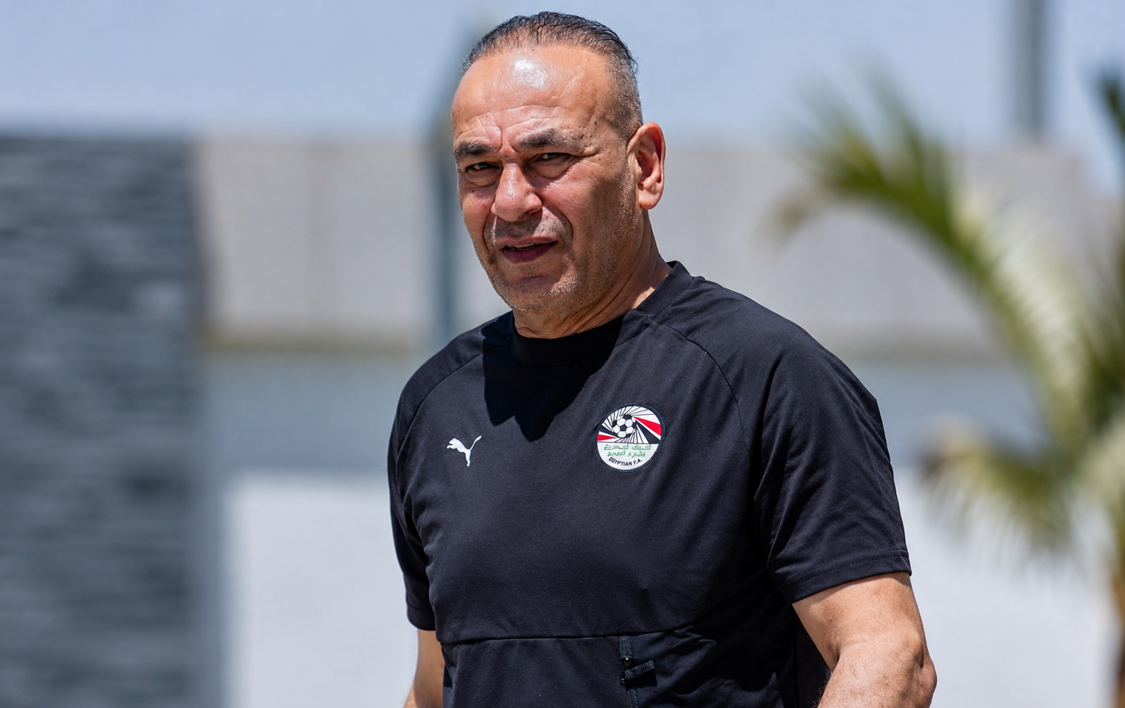 لاعبو منتخب مصر يصلون إلى مركز المنتخبات الوطنية استعدادًا لمعسكر الإعداد للمونديال 4 لاعبو منتخب مصر يصلون إلى مركز المنتخبات الوطنية استعدادًا لمعسكر الإعداد للمونديال