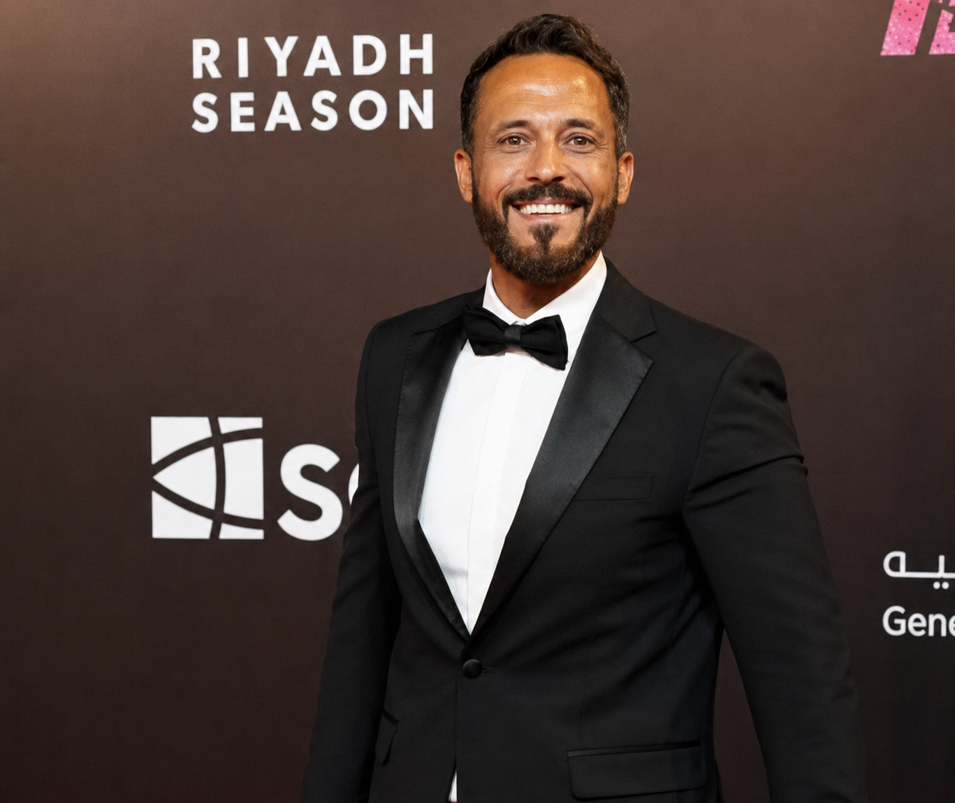 يوسف الشريف يخطف الأنظار خلال تألقه على السجادة الحمراء لفيلم “7Dogs” 5 يوسف الشريف يخطف الأنظار خلال تألقه على السجادة الحمراء لفيلم “7Dogs”