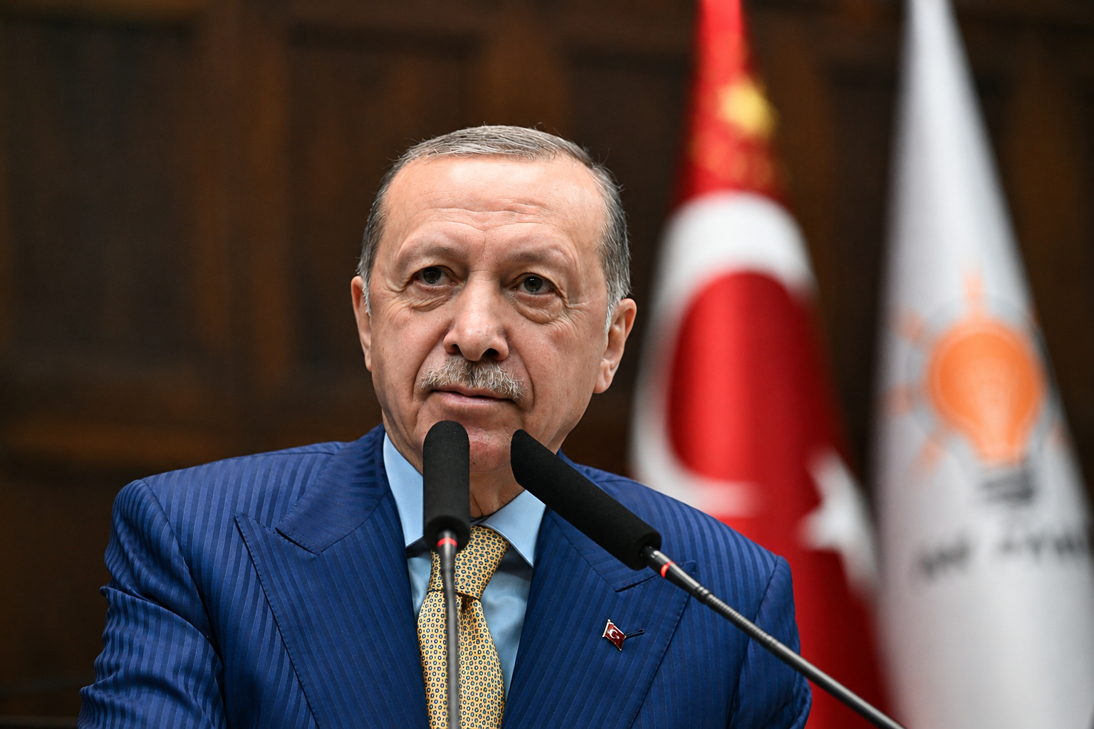 أردوغان يدعو لإعادة فتح مضيق هرمز فورًا.. وتحذيرات من أزمة طاقة عالمية