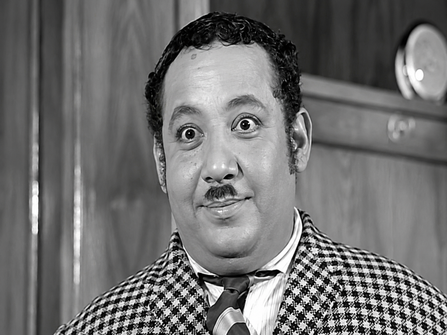ذكرى ميلاد جورج سيدهم.. أسطورة الكوميديا المصرية التي أضحكت الملايين وأبكت القلوب برحيلها