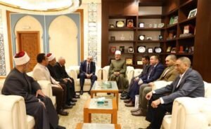 مفتي الجمهورية يشهد توقيع بروتوكول تعاون بين دار الإفتاء وجمعية سفراء الهداية لدعم الطلاب الوافدين ونشر الفكر الوسطي 2 مفتي الجمهورية يشهد توقيع بروتوكول تعاون بين دار الإفتاء وجمعية سفراء الهداية لدعم الطلاب الوافدين ونشر الفكر الوسطي
