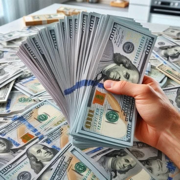 سعر الدولار اليوم في مصر الأحد 31 مايو 2026.. استقرار العملة الأمريكية بالبنوك قبل عودة العمل بعد إجازة عيد الأضحى 6 سعر الدولار اليوم في مصر الأحد 31 مايو 2026.. استقرار العملة الأمريكية بالبنوك قبل عودة العمل بعد إجازة عيد الأضحى