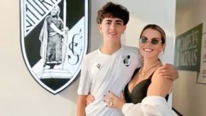 ابن شقيقة رونالدو ينضم إلى فيتوريا جيماريش ويبدأ مشواره الاحترافي 4 ابن شقيقة رونالدو ينضم إلى فيتوريا جيماريش ويبدأ مشواره الاحترافي