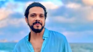 5 تصريحات من حمزة العيلى عن تجسيد مصطفى محمود في رمضان