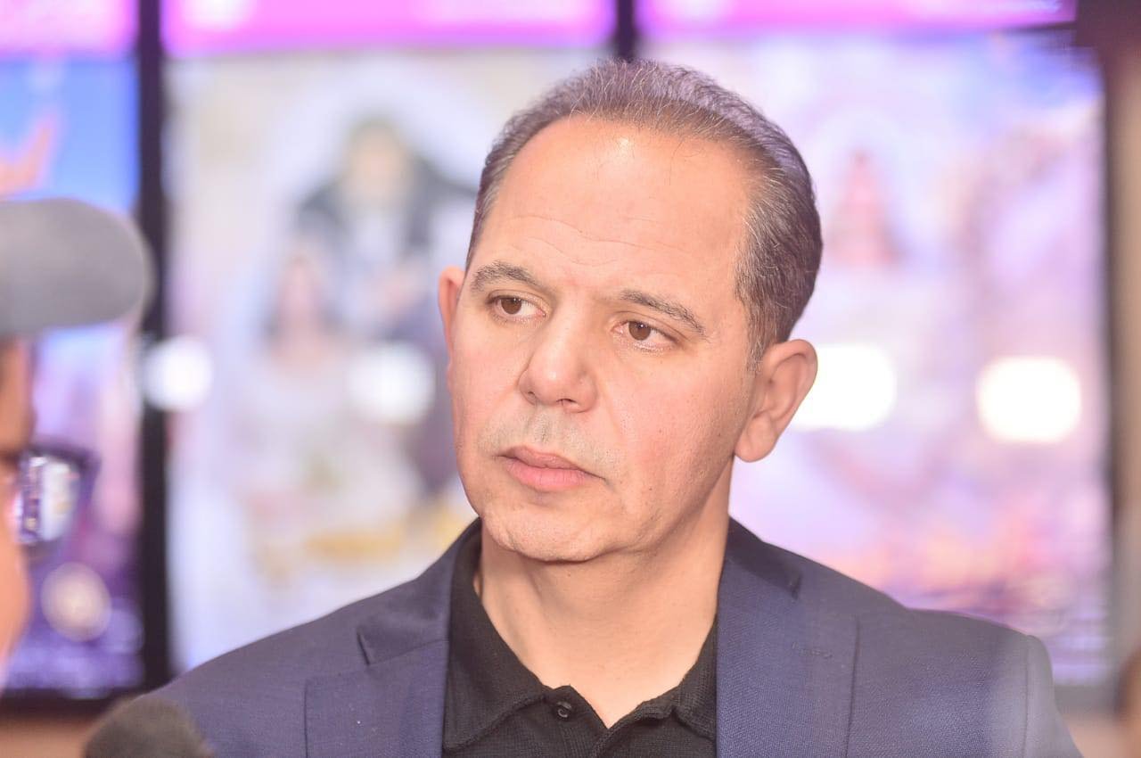 رامي إمام ينعي عبد العزيز مخيون: نودع واحدًا من أهم وأرقى الفنانين المصريين 9 رامي إمام ينعي عبد العزيز مخيون: نودع واحدًا من أهم وأرقى الفنانين المصريين