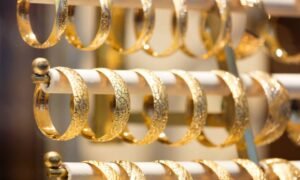 سعر الذهب في مصر يعاود الارتفاع مساء الخميس 4 يونيو 2026.. قفزة جديدة لعيار 21 والجنيه الذهب