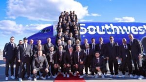 بعثة منتخب مصر تصل إلى سبوكين استعدادًا لمونديال 2026.. الفراعنة يبدأون المرحلة الحاسمة قبل مواجهة بلجيكا 2 بعثة منتخب مصر تصل إلى سبوكين استعدادًا لمونديال 2026.. الفراعنة يبدأون المرحلة الحاسمة قبل مواجهة بلجيكا