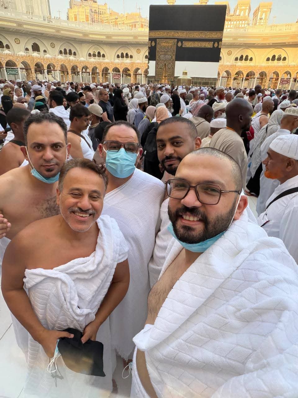 إيهاب فهمي يحتفل بـ يوم ميلادي في مكة المكرمة وسط أجواء روحانية داخل بيت الله الحرام 3 إيهاب فهمي يحتفل بـ يوم ميلادي في مكة المكرمة وسط أجواء روحانية داخل بيت الله الحرام