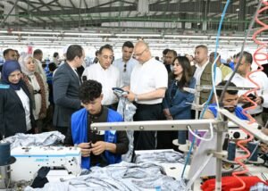 رئيس الوزراء يفتتح التوسعات الجديدة بمشروع شاهينلر إيجيبت 2 لصناعة الملابس الجاهزة ببرج العرب الجديدة 5 رئيس الوزراء يفتتح التوسعات الجديدة بمشروع شاهينلر إيجيبت 2 لصناعة الملابس الجاهزة ببرج العرب الجديدة
