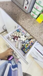 ضبط 12 حالة انتحال صفة طبيب بالإسكندرية.. حملات مكثفة على المنشآت الطبية الخاصة خلال مايو 2026 5 ضبط 12 حالة انتحال صفة طبيب بالإسكندرية.. حملات مكثفة على المنشآت الطبية الخاصة خلال مايو 2026