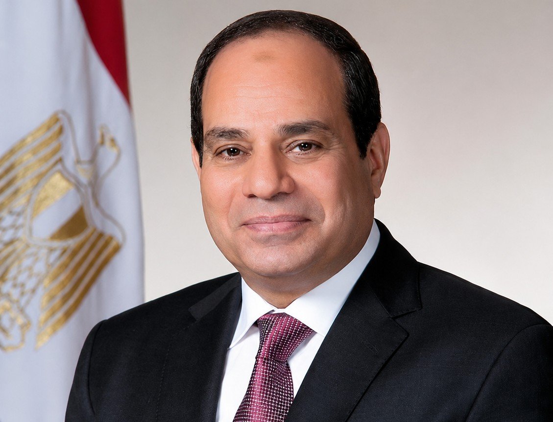 السيسي يعزي خادم الحرمين الشريفين وولي العهد في ضحايا حادث طائرة أرامكو