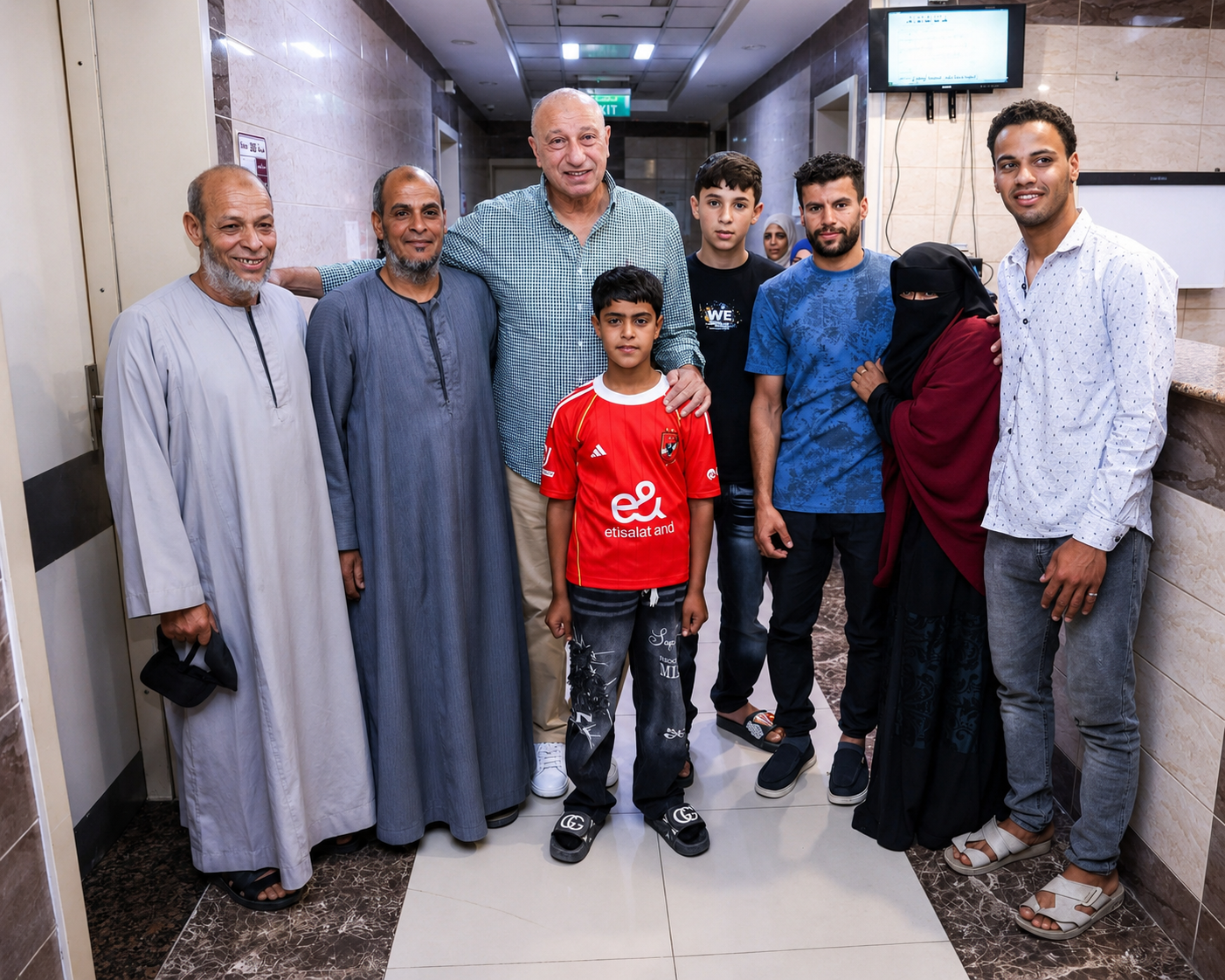 الخطيب يطمئن على تطورات الحالة الصحية لمشجع الأهلي عبد الله عربي بعد تعرضه لحادث سير خلال توجهه إلى حضور مباراة القمة أمام الزمالك 3 الخطيب يطمئن على تطورات الحالة الصحية لمشجع الأهلي عبد الله عربي بعد تعرضه لحادث سير خلال توجهه إلى حضور مباراة القمة أمام الزمالك