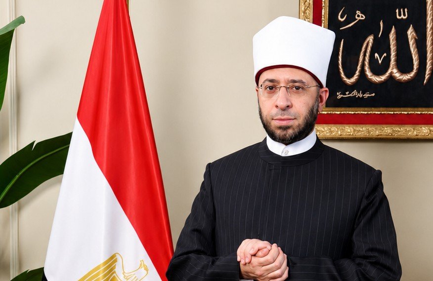 وزير الأوقاف يهنئ إذاعة القرآن الكريم بإذاعة تسجيلات نادرة للشيخ محمد صديق المنشاوي لأول مرة منذ 60 عامًا 4 وزير الأوقاف يهنئ إذاعة القرآن الكريم بإذاعة تسجيلات نادرة للشيخ محمد صديق المنشاوي لأول مرة منذ 60 عامًا