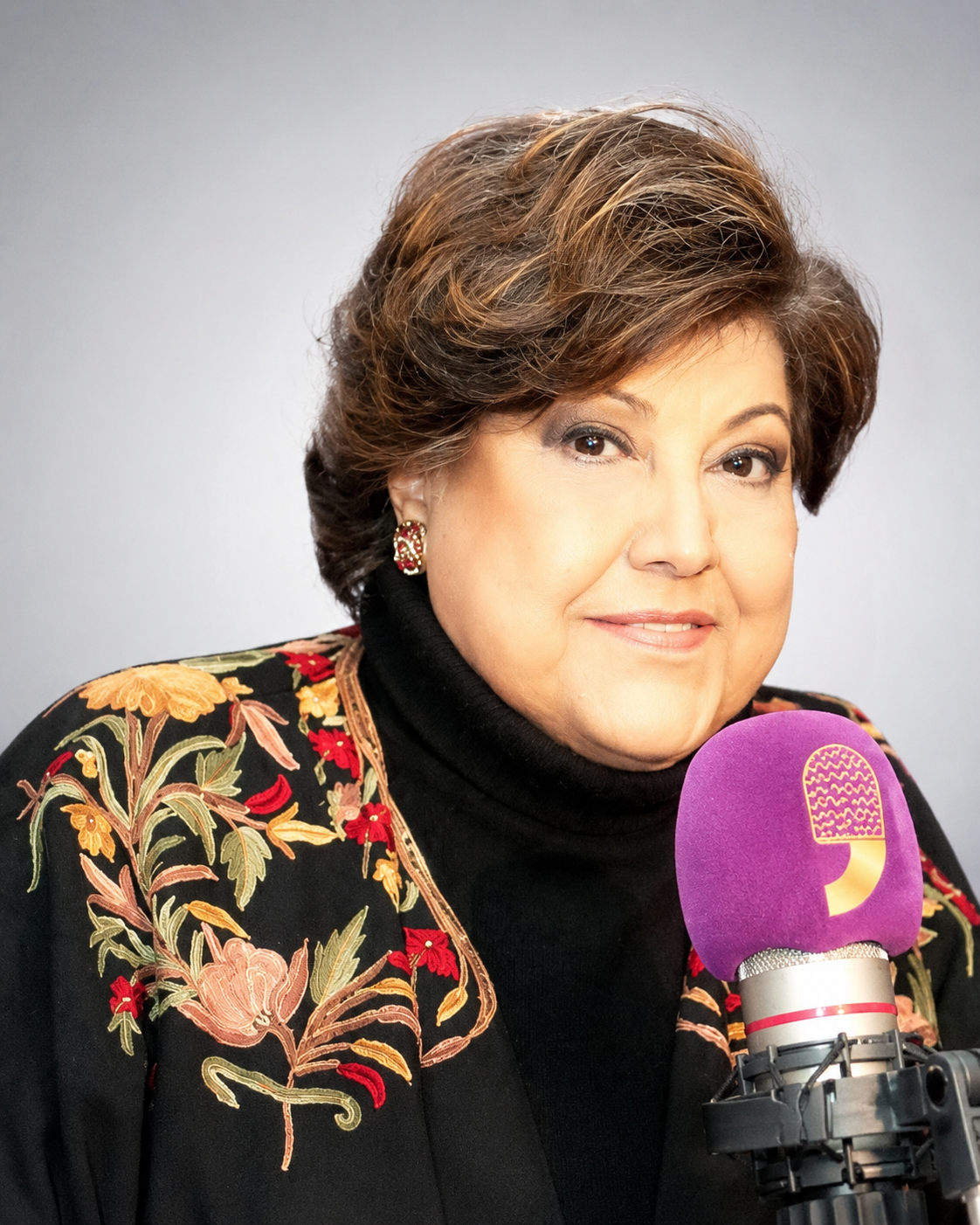 إيناس جوهر تعلن اعتزالها الإذاعة والتلفزيون.. رسالة مؤثرة تنهي مشوارًا طويلًا مع الإعلام المصري