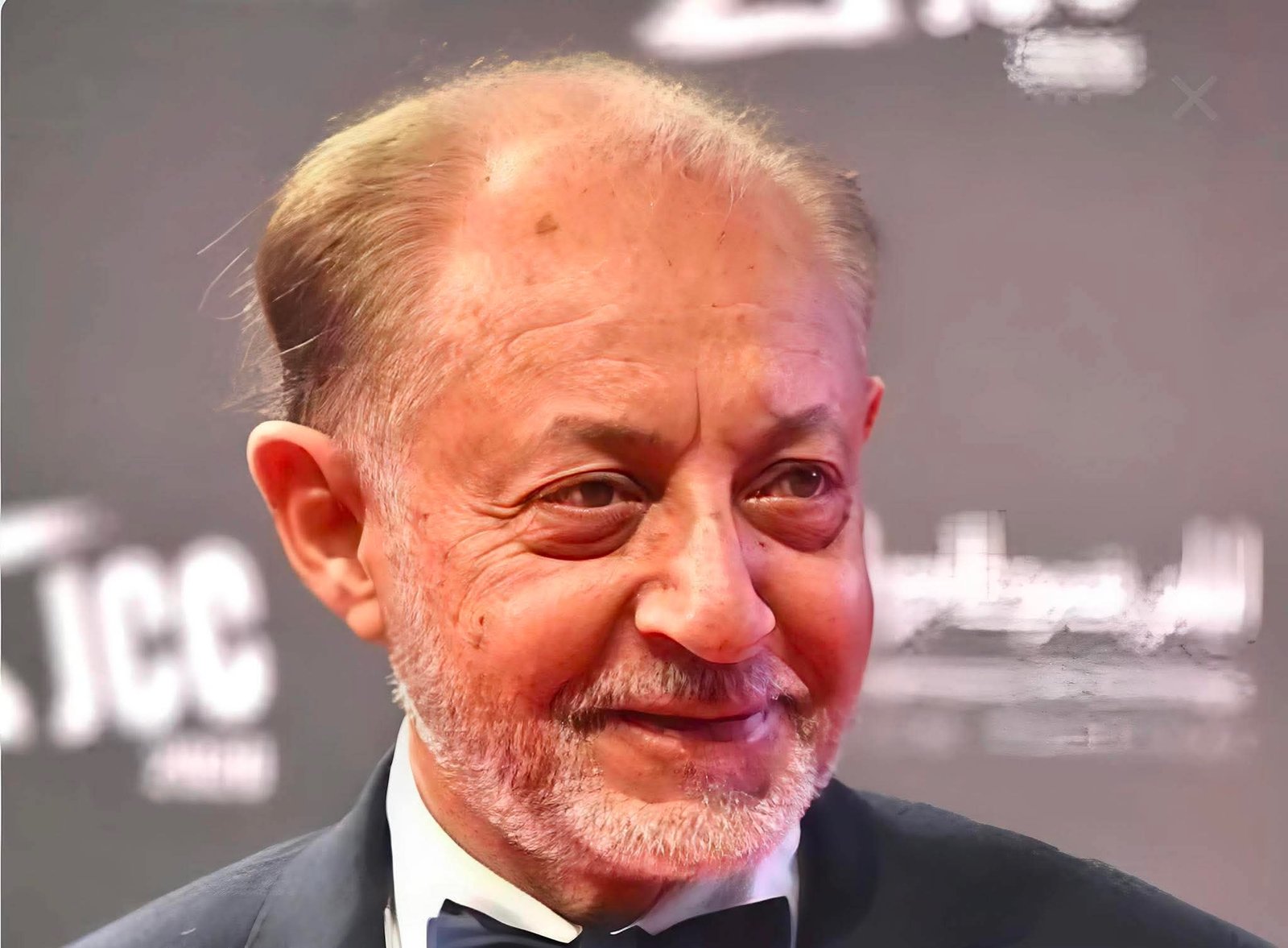 حمادة هلال ينعى عبد العزيز مخيون