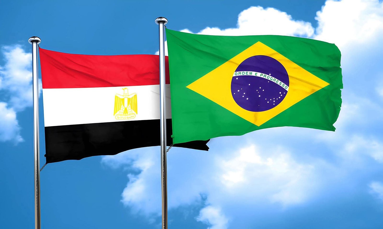 صلاح عبد الله يدعم منتخب مصر قبل مواجهة البرازيل: «مصر سهرانة.. يارب مصر تفرح» 2 صلاح عبد الله