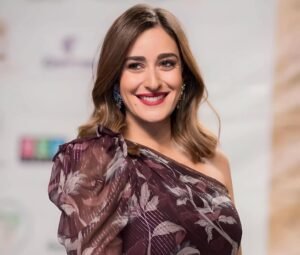 أمينة خليل تكشف سبب تراجعها عن تجميل الأنف: حادث مفاجئ غيّر قرارها بالكامل 2 أمينة خليل تكشف سبب تراجعها عن تجميل الأنف: حادث مفاجئ غيّر قرارها بالكامل