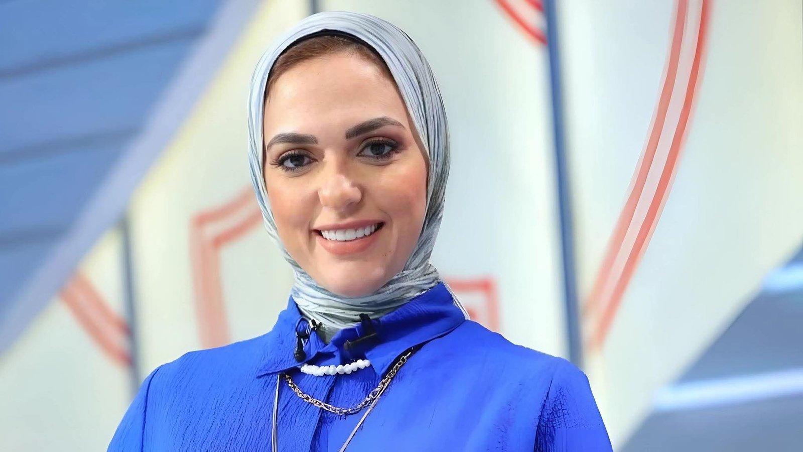تكريم نيرة الأحمر كأفضل إعلامية رياضية.. رحلة نجاح من الإعلام إلى عضوية مجلس إدارة الزمالك 5 نيرة الأحمر