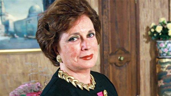 ذكرى رحيل جيهان السادات.. كيف صنعت سيدة مصر الأولى إرثًا إنسانيًا لا يُنسى؟ 6 ذكرى رحيل جيهان السادات.. كيف صنعت سيدة مصر الأولى إرثًا إنسانيًا لا يُنسى؟